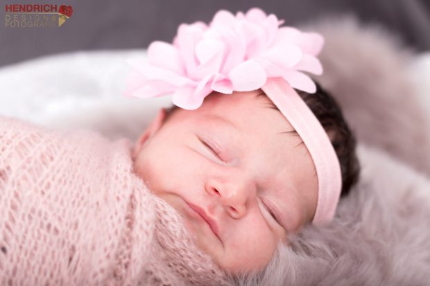 Newborn Shooting - Fotografduisburg Hendrich - Design & Fotografie