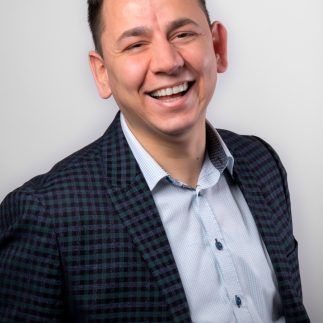 Fotograf Duisburg - Hendrich Design & Fotografie - Bewerbung Portrait Okay